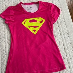 Brand new Under armor  dri-fit Shirt superwoman